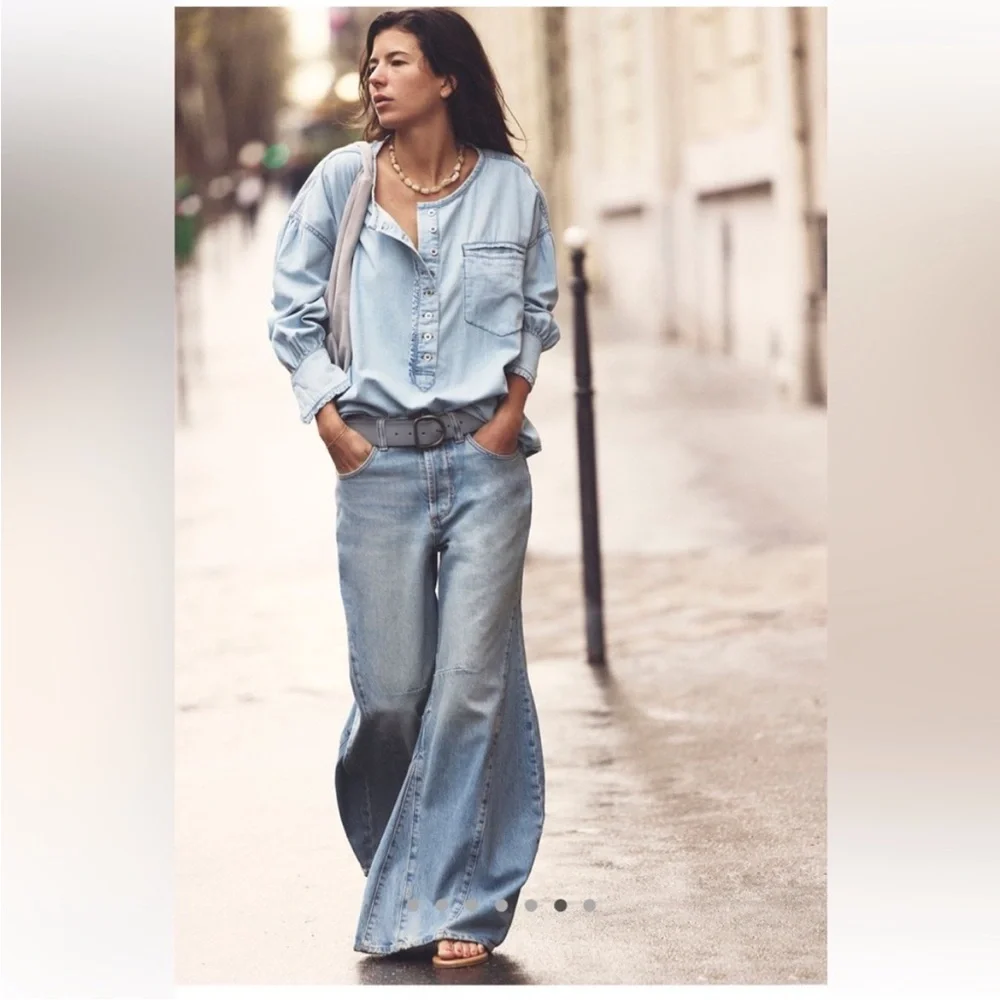 Free People NWT Denim Dreaming Pullover Size Large in So Soft Light Wash - Picture 6 of 12